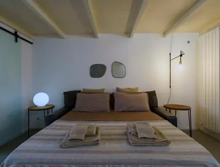 Apartment Real Street 21 *