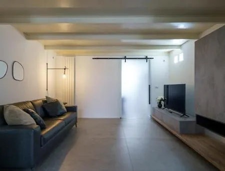 Real Street 21 * 莱切