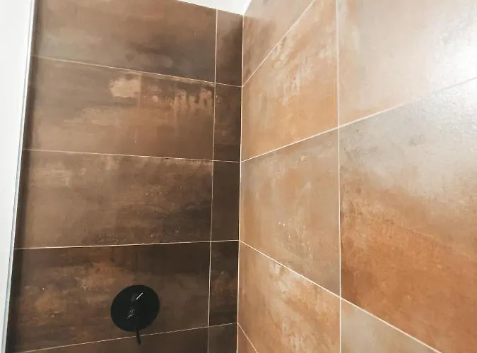 Real Street 21 Apartment